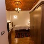 Onufri 4*