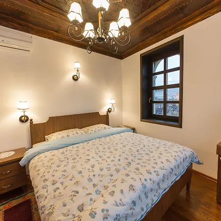 Onufri 4* Berat