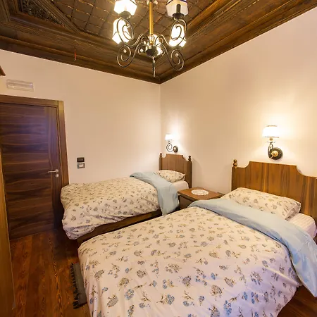 מלון Onufri בראט