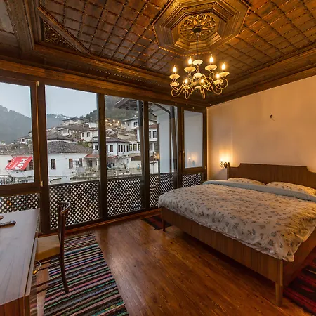 Hotell Onufri
